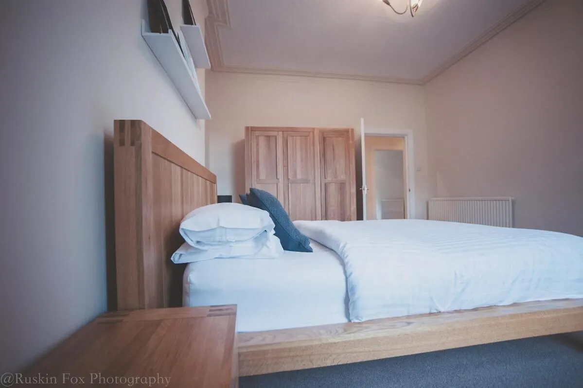 Lägenhet Stylish And Spacious Two Bed In Aberdeen'S West End